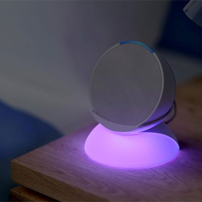 2-in-1 Light and Charging Stand